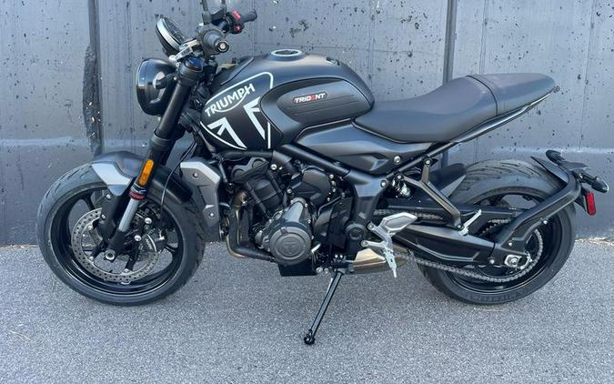 2023 Triumph Trident 660 Matte Jet Black / Matte Silver Ice