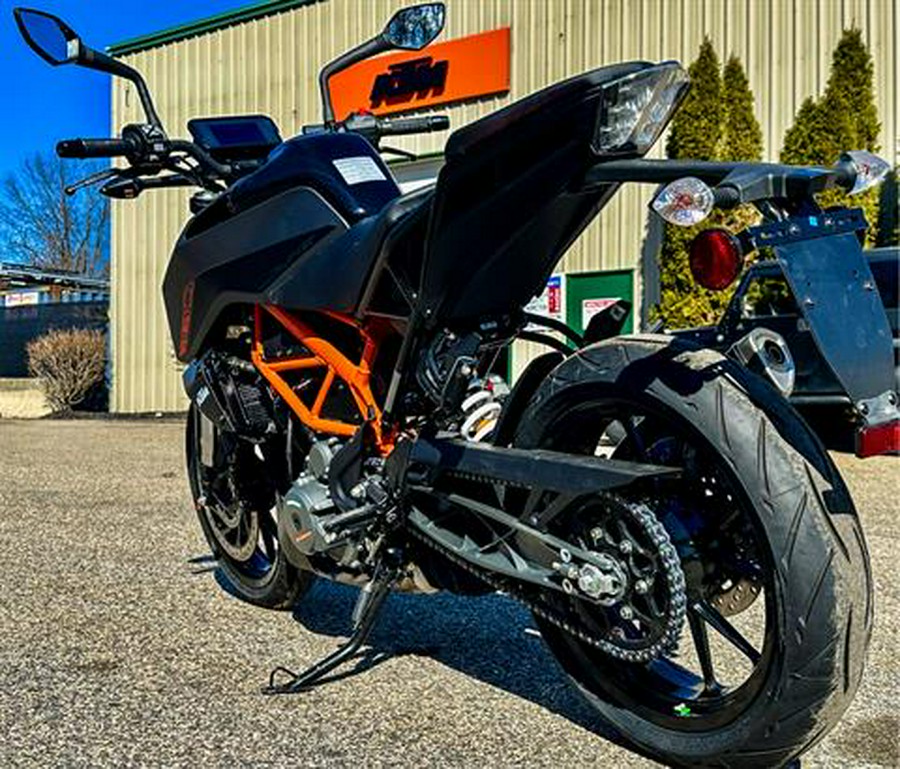 2023 KTM 390 Duke