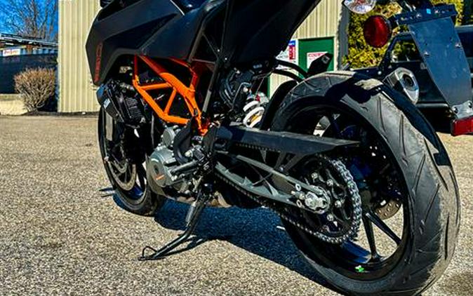 2023 KTM 390 Duke