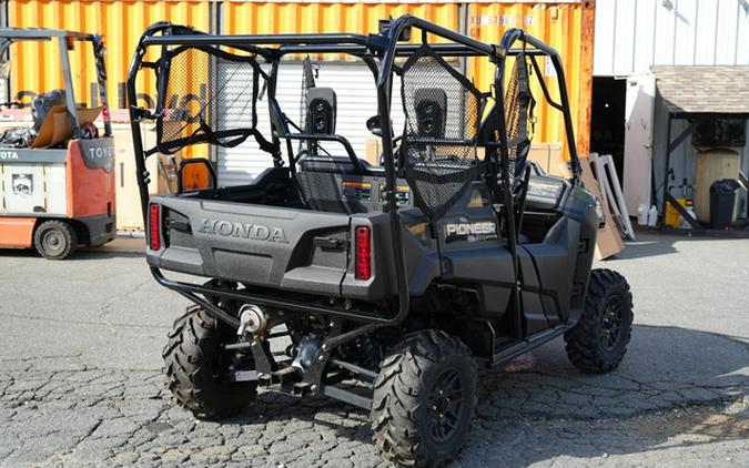 2025 Honda Pioneer 700-4 Deluxe