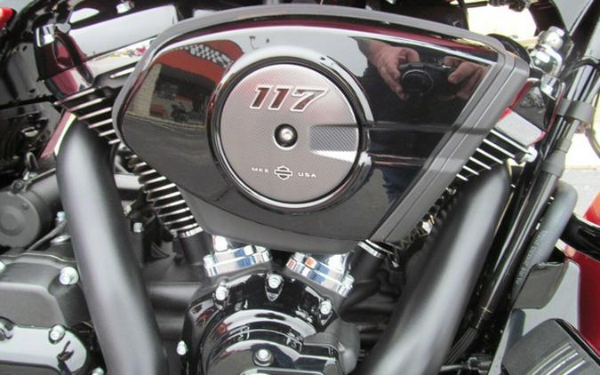 2025 Harley-Davidson FLHX - Street Glide