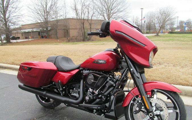 2025 Harley-Davidson FLHX - Street Glide