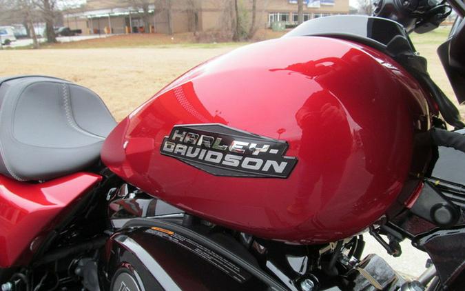 2025 Harley-Davidson FLHX - Street Glide