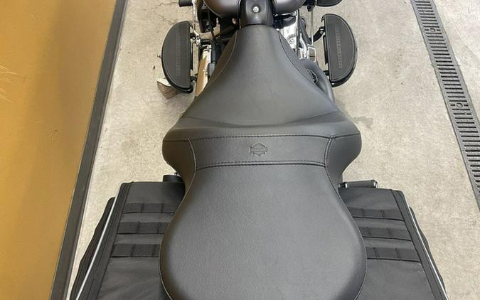 2014 Harley-Davidson Softail FLS - Slim