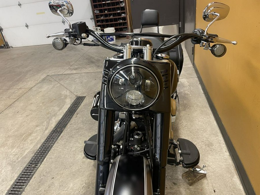 2014 Harley-Davidson® FLS - Softail Slim®