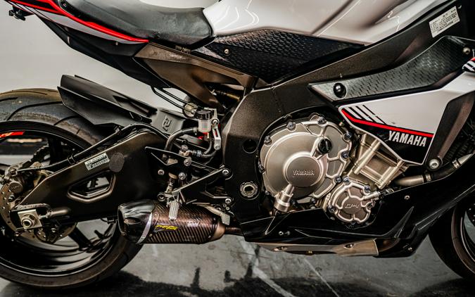 2016 Yamaha Motor Corp., USA YZF-R1S