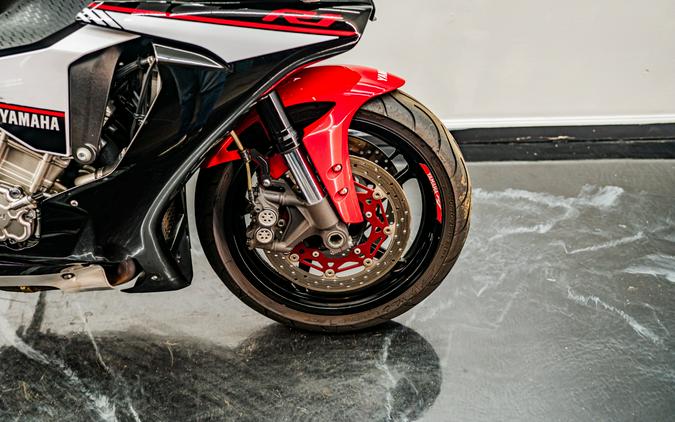 2016 Yamaha Motor Corp., USA YZF-R1S