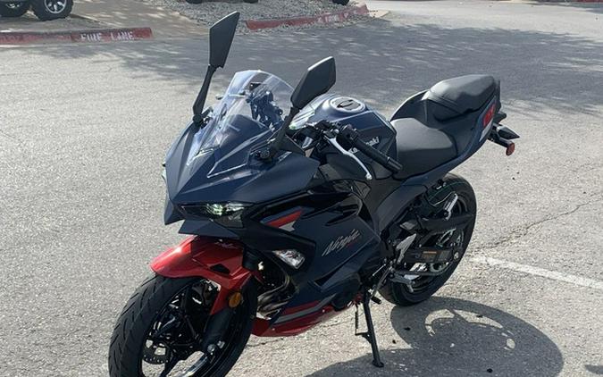 2026 Kawasaki Ninja 500 ABS Metallic Matte Twilight Blue