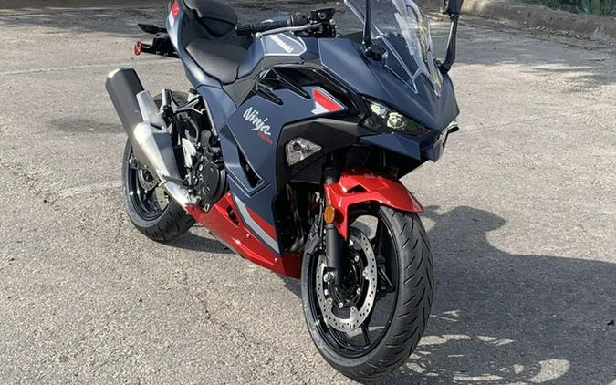 2026 Kawasaki Ninja 500 ABS Metallic Matte Twilight Blue