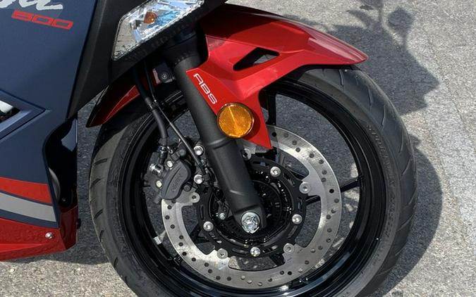 2026 Kawasaki Ninja 500 ABS Metallic Matte Twilight Blue