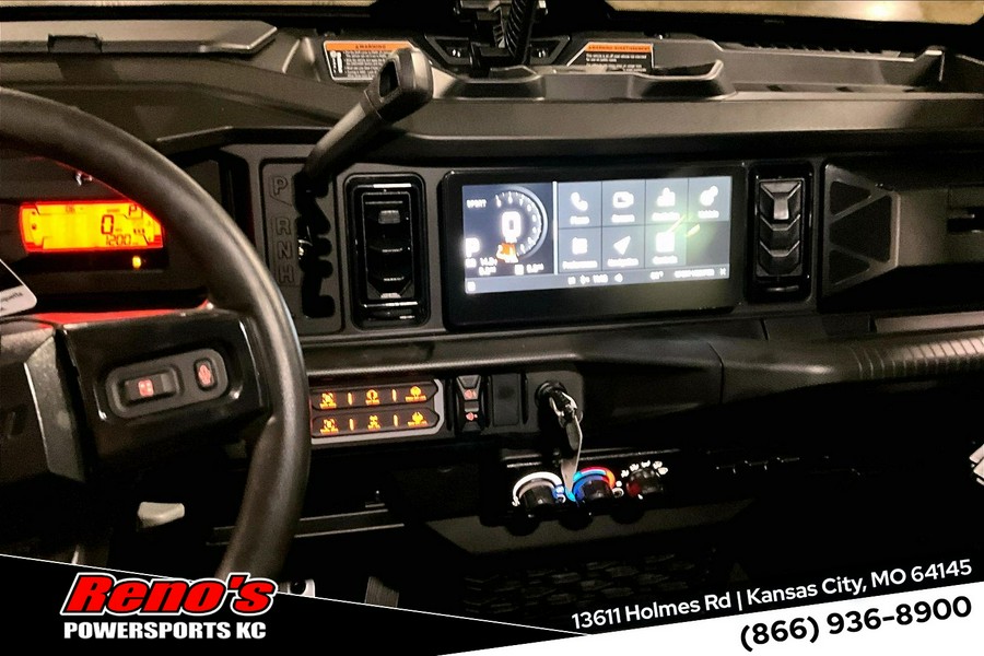 2026 Can-Am Defender Limited CAB HD11