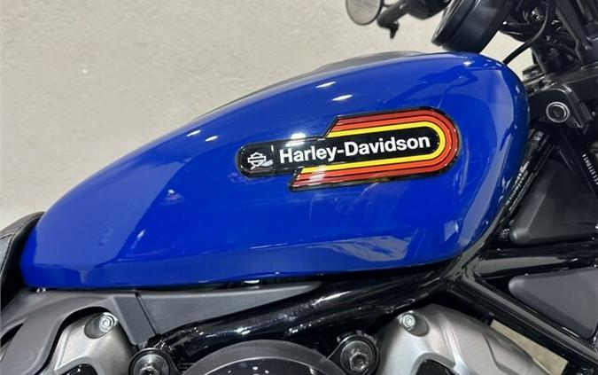 Harley-Davidson Nightster™ Special 2023 RH975S 84343380 BRT BILIARD BLU