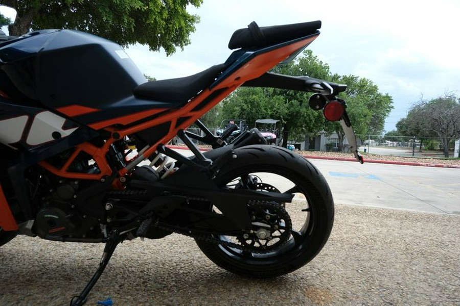 New 2024 KTM RC 390 BLUE