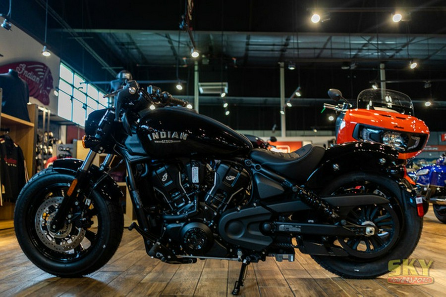 2025 Indian Scout Bobber Limited Black Metallic