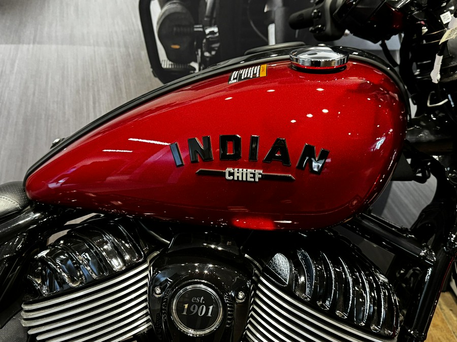 2024 Indian Motorcycle CHIEF DARK HORSE SUNSET RED METALLIC 49ST
