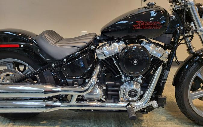 2023 Harley-Davidson Softail Standard Vivid Black FXST
