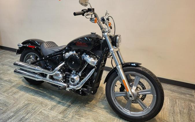 2023 Harley-Davidson Softail Standard Vivid Black FXST