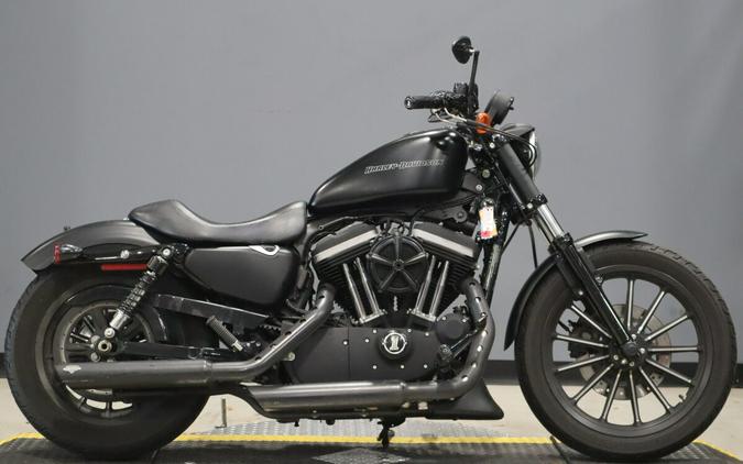 2011 Harley-Davidson Iron 883