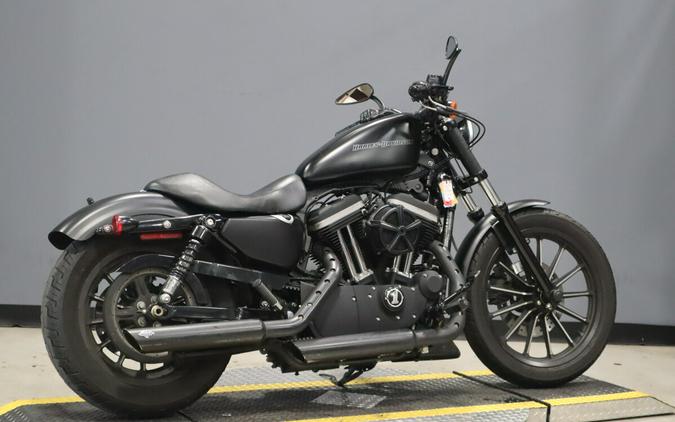 2011 Harley-Davidson Iron 883