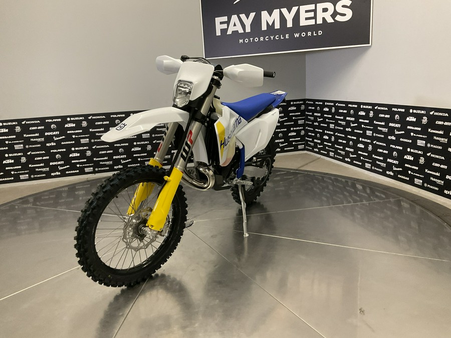 2027 HUSQVARNA TE 150 - 040277Q
