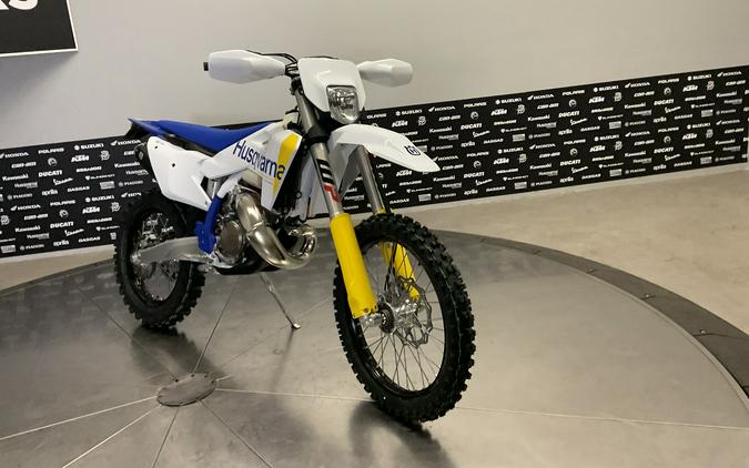 2027 HUSQVARNA TE 150 - 040277Q