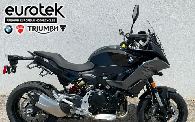 2023 BMW F 900 XR Triple Black