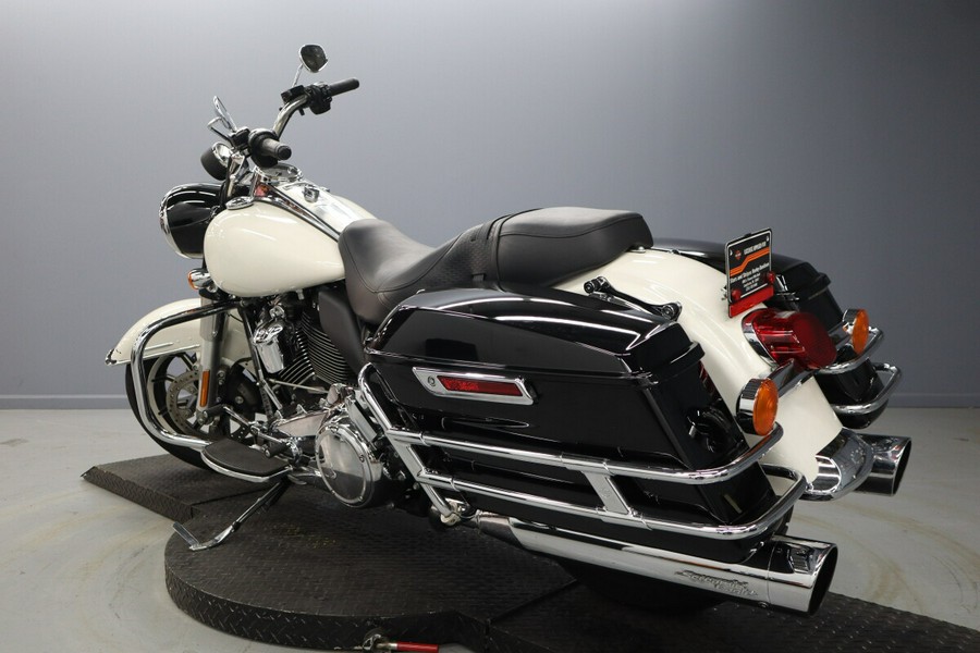 2017 Harley-Davidson Flhp / Police Road King