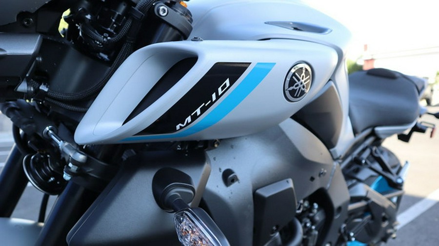 2025 Yamaha MT-10 10