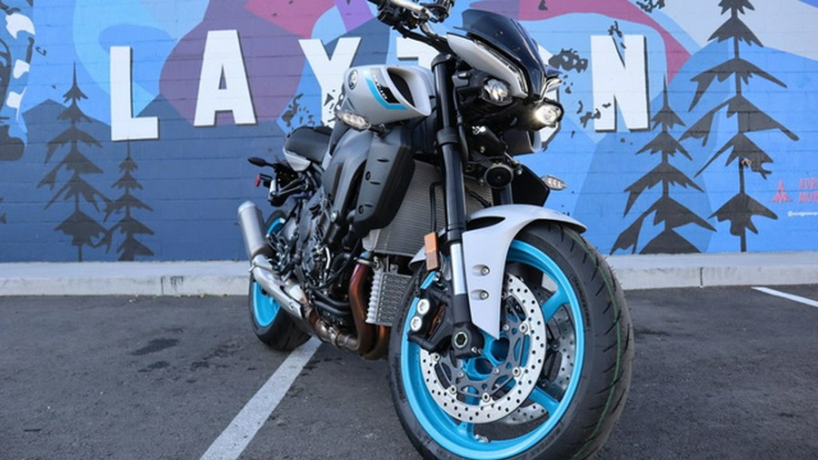 2025 Yamaha MT-10 10