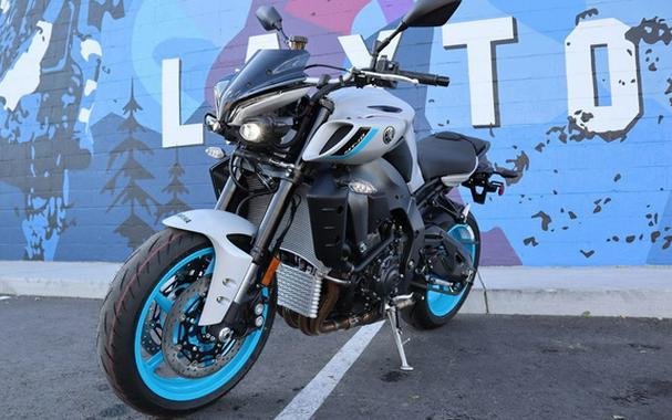 2025 Yamaha MT-10 10