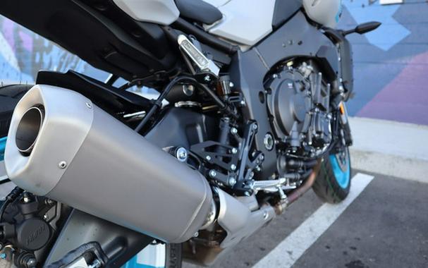 2025 Yamaha MT-10 10