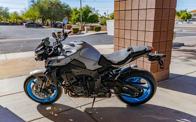 2025 Yamaha MT 10
