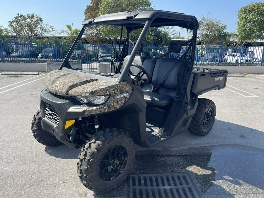 2023 Can-Am® Defender DPS HD7 Mossy Oak Break-Up Country Camo