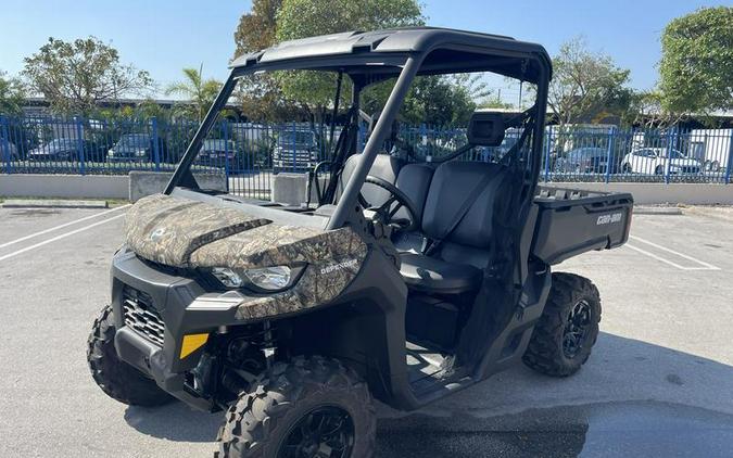 2023 Can-Am® Defender DPS HD7 Mossy Oak Break-Up Country Camo