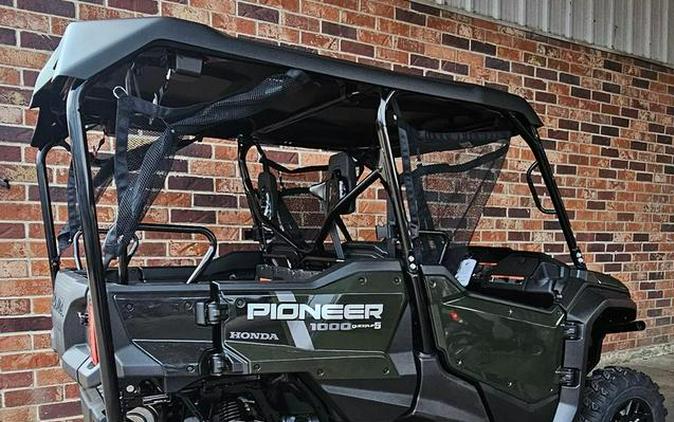 2025 Honda® Pioneer 1000-5 Deluxe