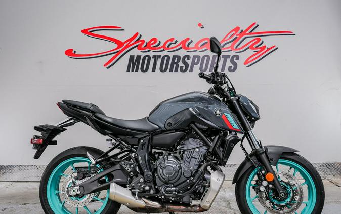 2021 Yamaha MT-07 Review (16 Fast Facts From the City and Canyons)