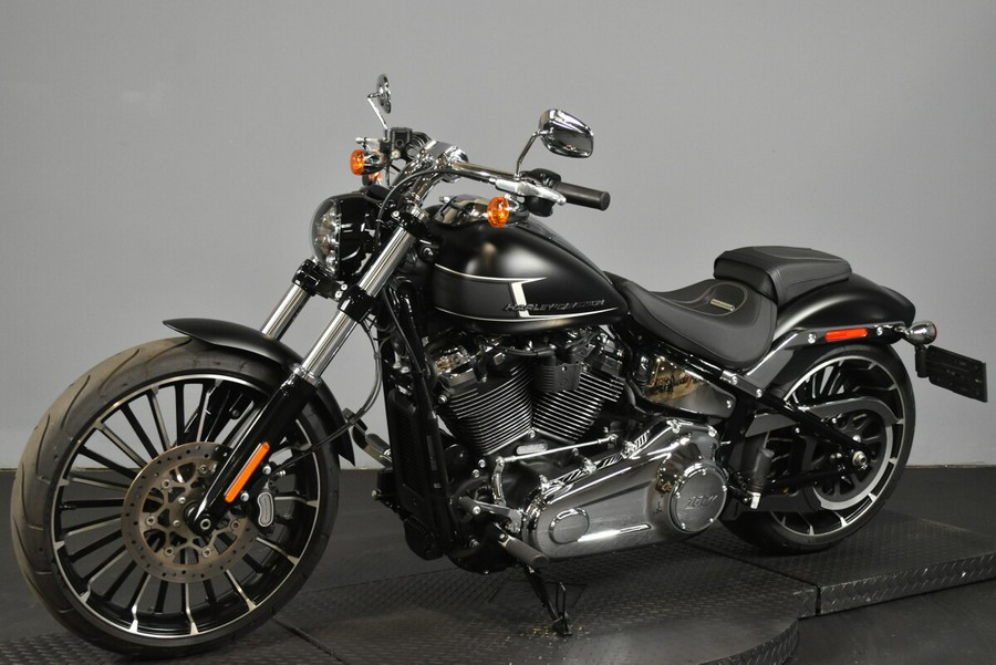 2023 Harley-Davidson Breakout