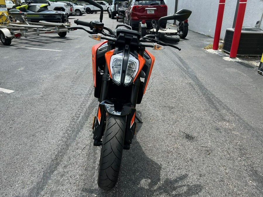 2023 KTM 790 Duke