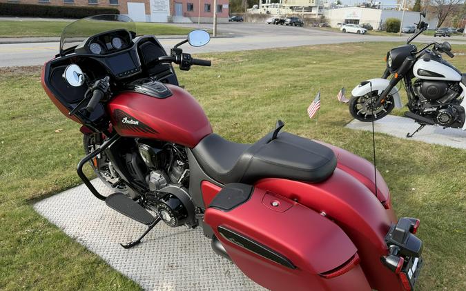 2026 Indian Motorcycle Challenger Dark Horse 112 + PowerBand Audio Package