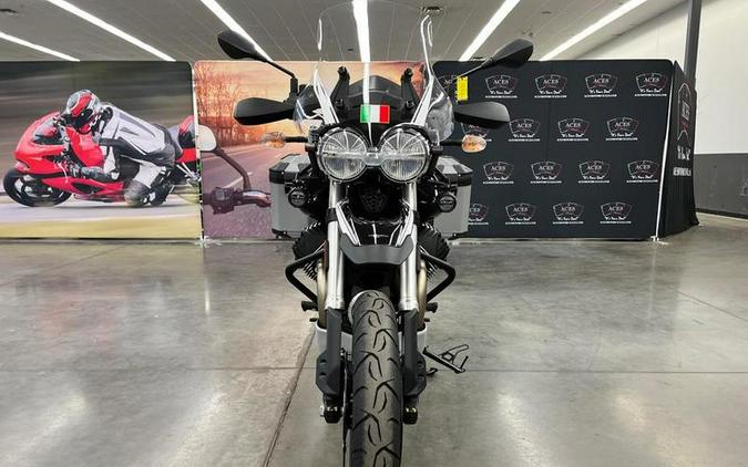 2022 Moto Guzzi V85 TT Guardia d'Onore E5