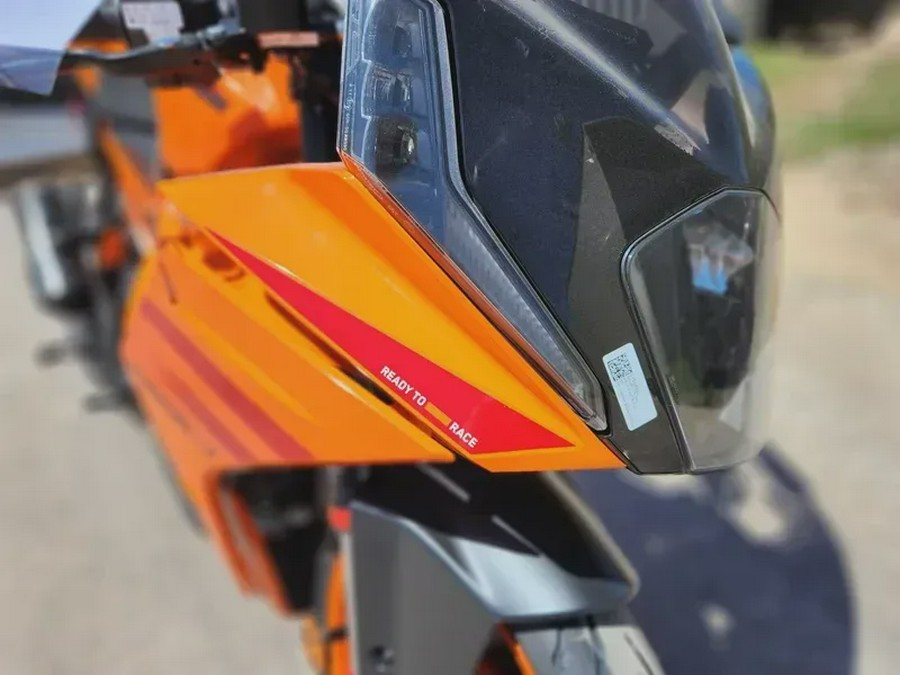 New 2024 KTM RC 390 ORANGE