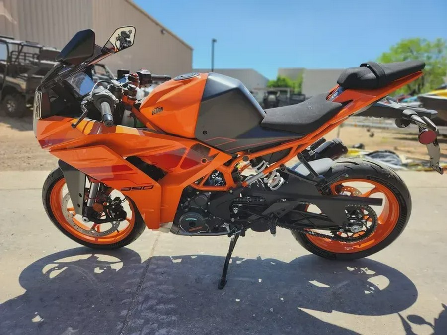 New 2024 KTM RC 390 ORANGE