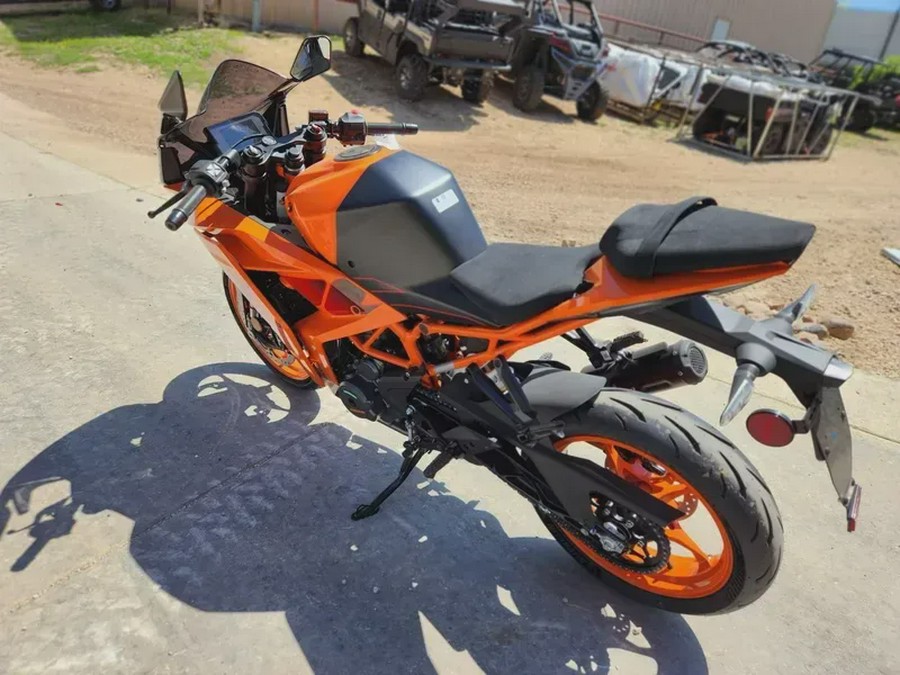 New 2024 KTM RC 390 ORANGE