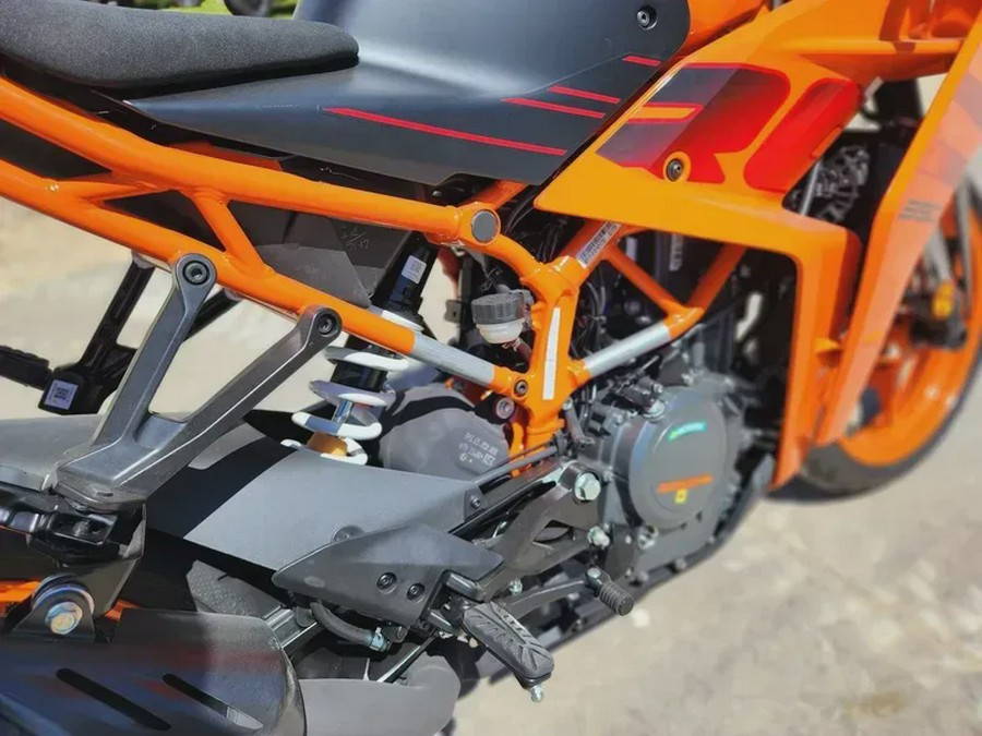 New 2024 KTM RC 390 ORANGE