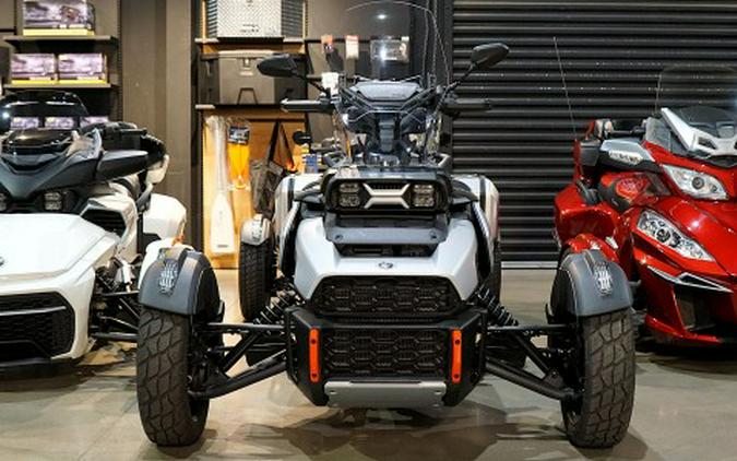 2025 Can-Am Canyon XT