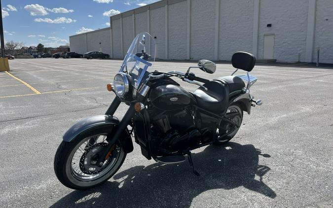 2017 Kawasaki Vulcan 900 Classic