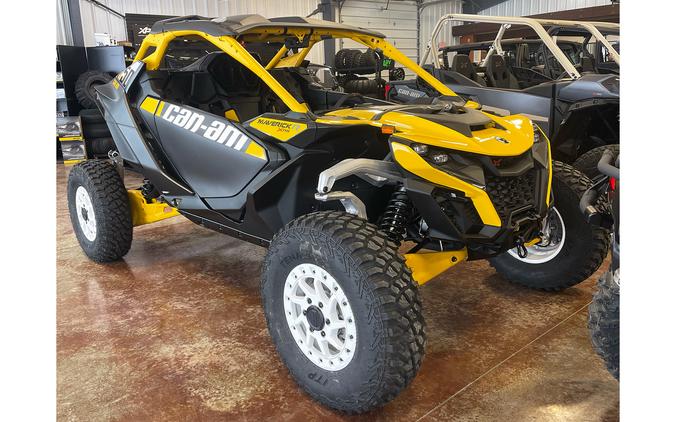 2024 Can-Am Maverick R X RS 999T DCT