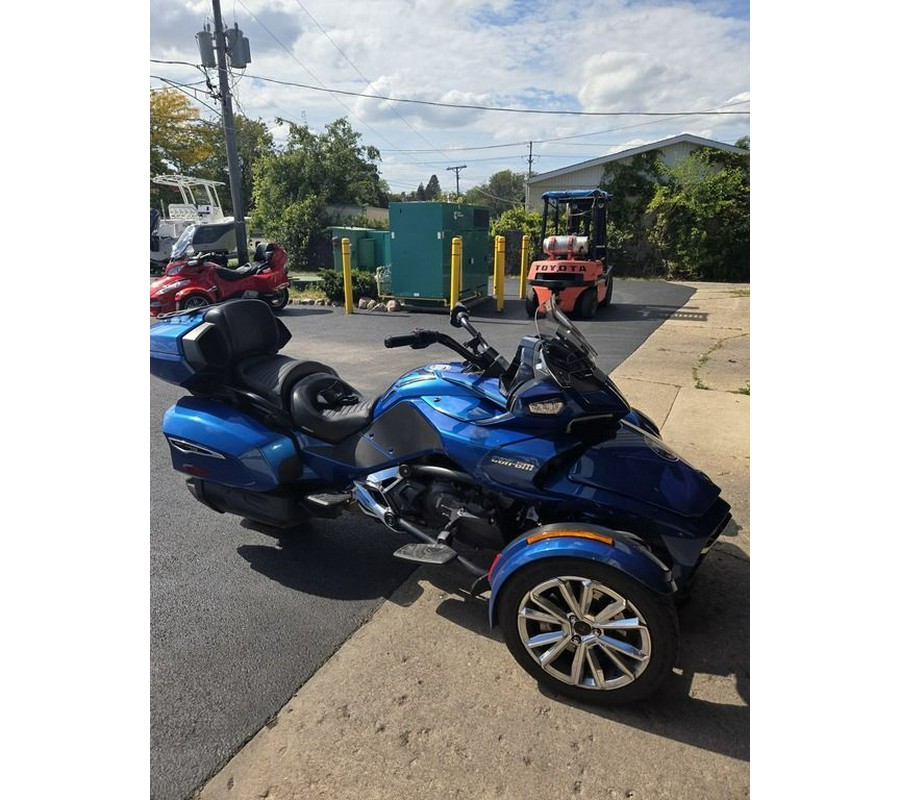 2018 Can-Am® Spyder® F3 Limited Chrome