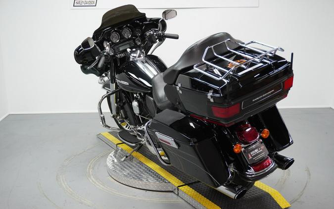 2011 Harley-Davidson® Electra Glide® Ultra Limited Vivid Black