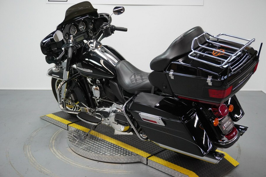 2011 Harley-Davidson® Electra Glide® Ultra Limited Vivid Black
